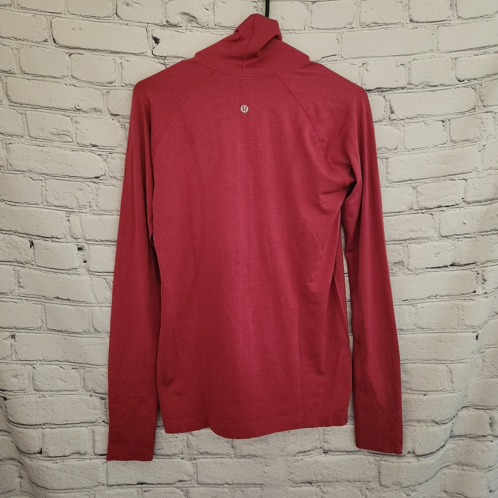 Lululemon Swiftly Speed Turtleneck - image 6